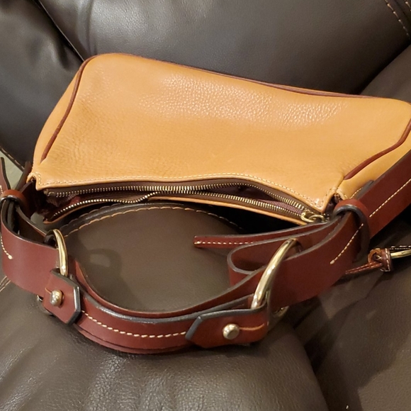 Dooney & Bourke hobo bah - Picture 10 of 11